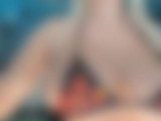 adrianna777's Live Sex Cam Show