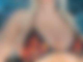 adrianna777's Live Sex Cam Show