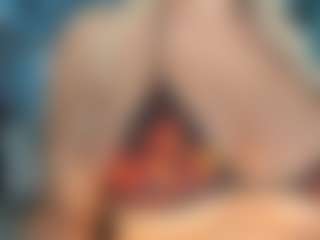 adrianna777's Live Sex Cam Show
