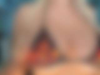 adrianna777's Live Sex Cam Show