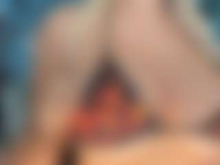 adrianna777's Live Sex Cam Show