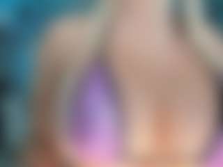 adrianna777's Live Sex Cam Show
