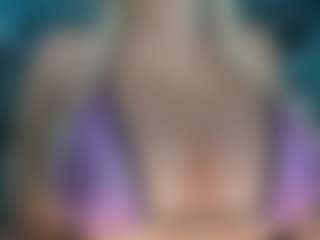 adrianna777's Live Sex Cam Show