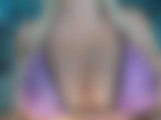 adrianna777's Live Sex Cam Show
