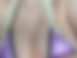 adrianna777's Live Sex Cam Show