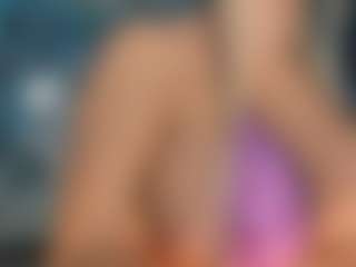adrianna777's Live Sex Cam Show