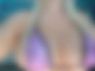 adrianna777's Live Sex Cam Show