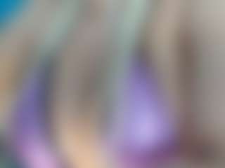adrianna777's Live Sex Cam Show