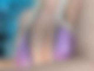 adrianna777's Live Sex Cam Show
