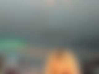 adrianna777's Live Sex Cam Show