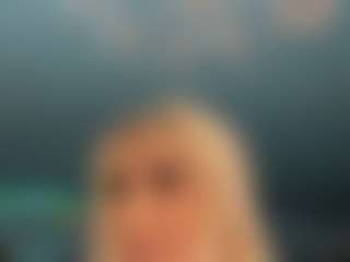 adrianna777's Live Sex Cam Show