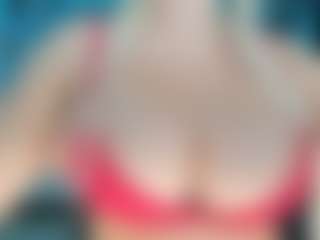 adrianna777's Live Sex Cam Show