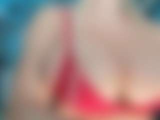 adrianna777's Live Sex Cam Show
