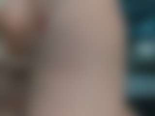 adrianna777's Live Sex Cam Show