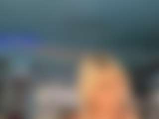adrianna777's Live Sex Cam Show