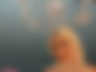 adrianna777's Live Sex Cam Show