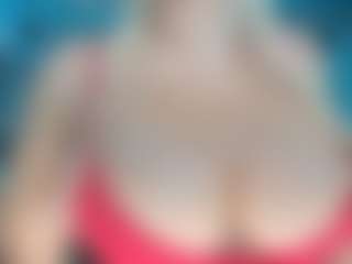 adrianna777's Live Sex Cam Show