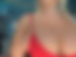 adrianna777's Live Sex Cam Show