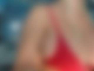 adrianna777's Live Sex Cam Show