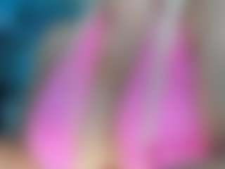 adrianna777's Live Sex Cam Show