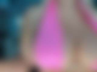 adrianna777's Live Sex Cam Show