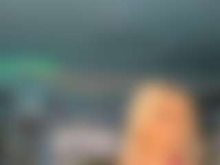 adrianna777's Live Sex Cam Show