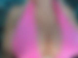 adrianna777's Live Sex Cam Show