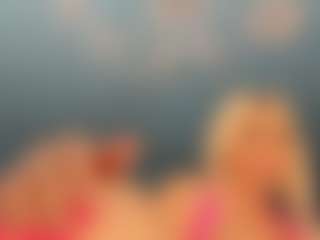 adrianna777's Live Sex Cam Show