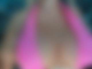 adrianna777's Live Sex Cam Show