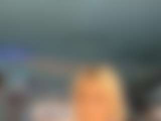 adrianna777's Live Sex Cam Show