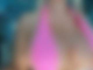 adrianna777's Live Sex Cam Show