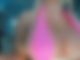 adrianna777's Live Sex Cam Show