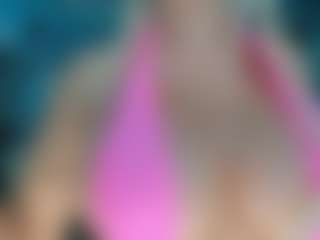 adrianna777's Live Sex Cam Show