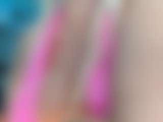 adrianna777's Live Sex Cam Show
