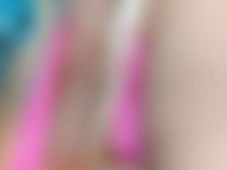 adrianna777's Live Sex Cam Show