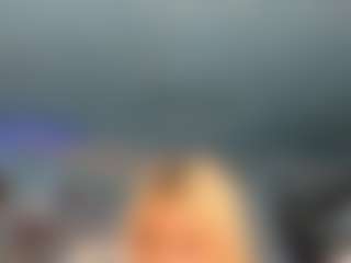 adrianna777's Live Sex Cam Show