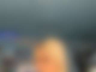 adrianna777's Live Sex Cam Show