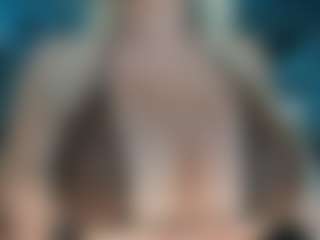 adrianna777's Live Sex Cam Show