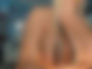 adrianna777's Live Sex Cam Show