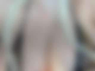 adrianna777's Live Sex Cam Show