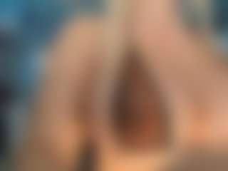 adrianna777's Live Sex Cam Show