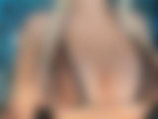 adrianna777's Live Sex Cam Show