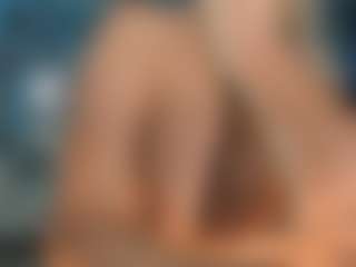 adrianna777's Live Sex Cam Show