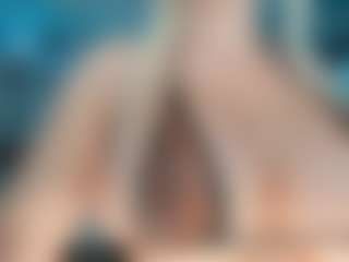 adrianna777's Live Sex Cam Show