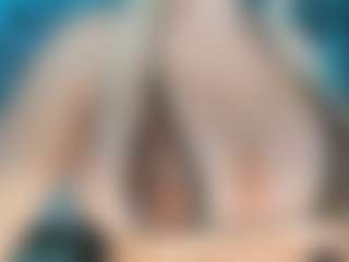 adrianna777's Live Sex Cam Show