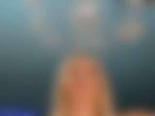 adrianna777's Live Sex Cam Show
