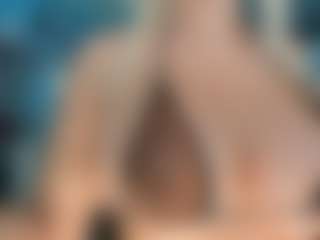 adrianna777's Live Sex Cam Show