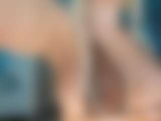 adrianna777's Live Sex Cam Show