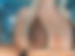 adrianna777's Live Sex Cam Show