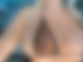 adrianna777's Live Sex Cam Show